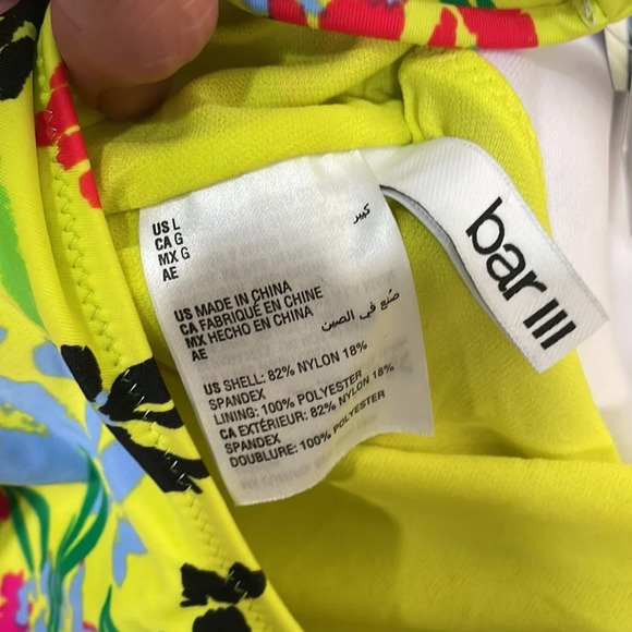 Bar Iii Women's Floral Chic One-Piece Swimsuit Citron Yellow Swimsuit size L NWT - Picture 6 of 6